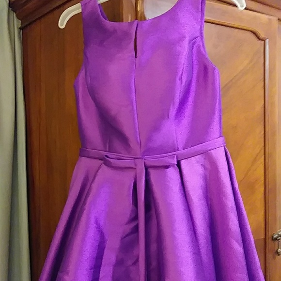 Dress - Picture 8 of 8
